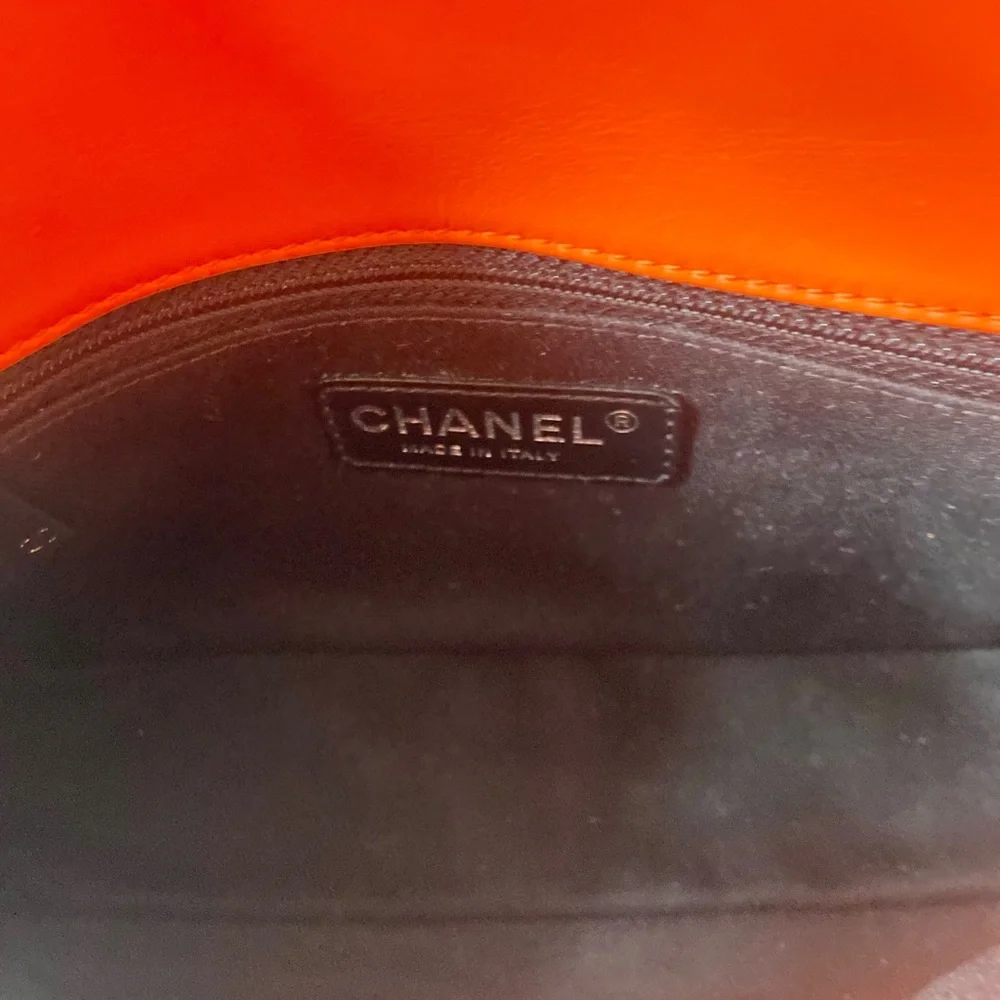 Mint Condition Chanel Orange Patent Leather Classic Flap Bag - Picture 9 of 15